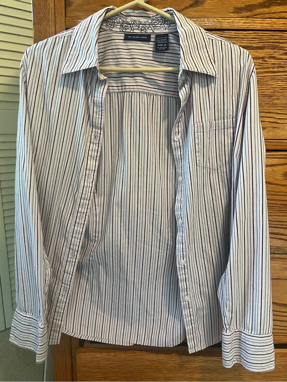 Bill Blass Blue-Striped Women’s Button-Up Shirt